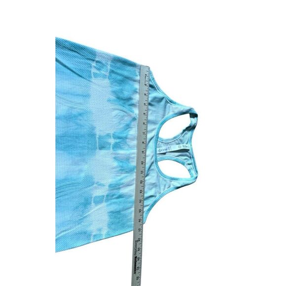 Lululemon Swiftly Tech Racerback Tank Top Sz 10 Tranquil Blue White Tie Dye - Picture 8 of 8